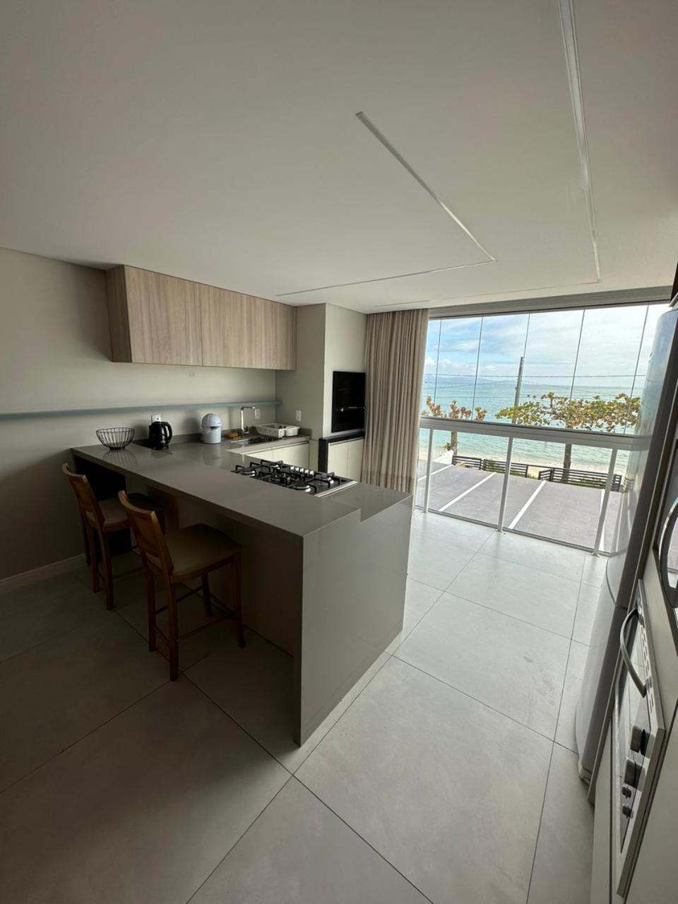 Apartamento Frente Mar Na Baia De Porto Belo Esterno foto