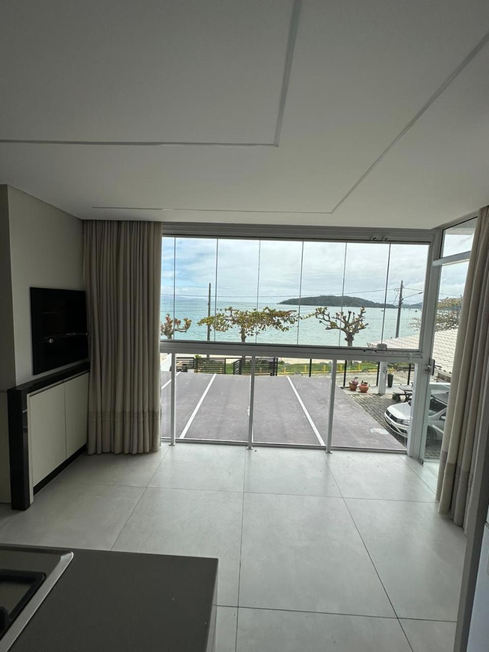 Apartamento Frente Mar Na Baia De Porto Belo Esterno foto