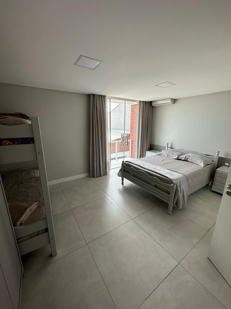 Apartamento Frente Mar Na Baia De Porto Belo Esterno foto